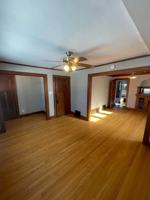 featured image of 936 S 75th St