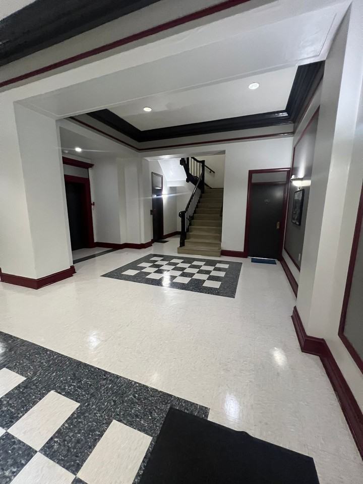 Spring Garden Apartments - Photo 5 of 5