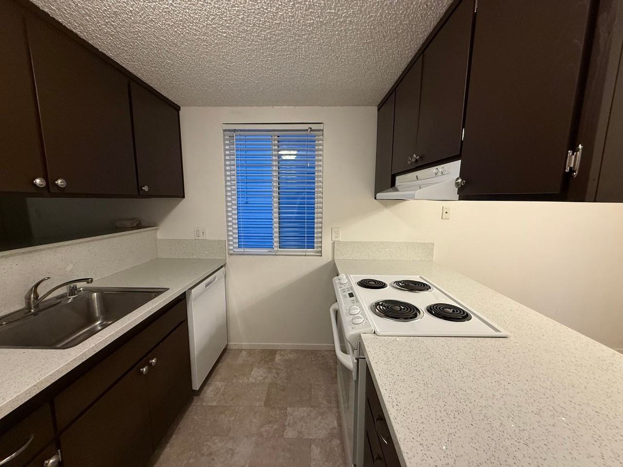 2824 I St #4 - Photo 2 of 7