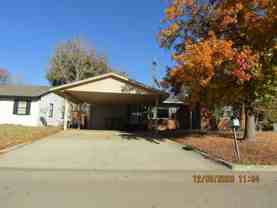 3135 Nw Kinyon Ave - Photo 1 of 1