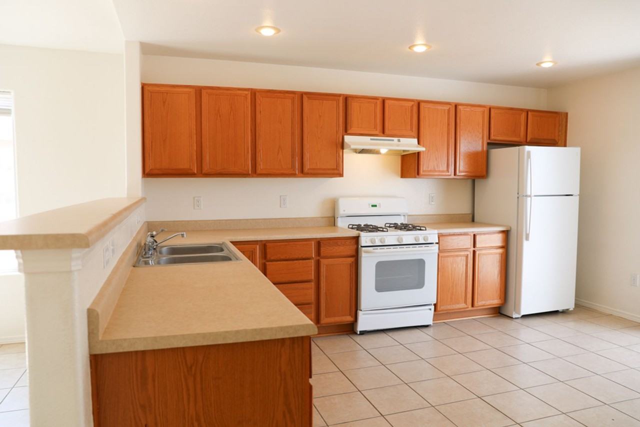 4306 Camino Dos Vidas - Photo 7 of 28