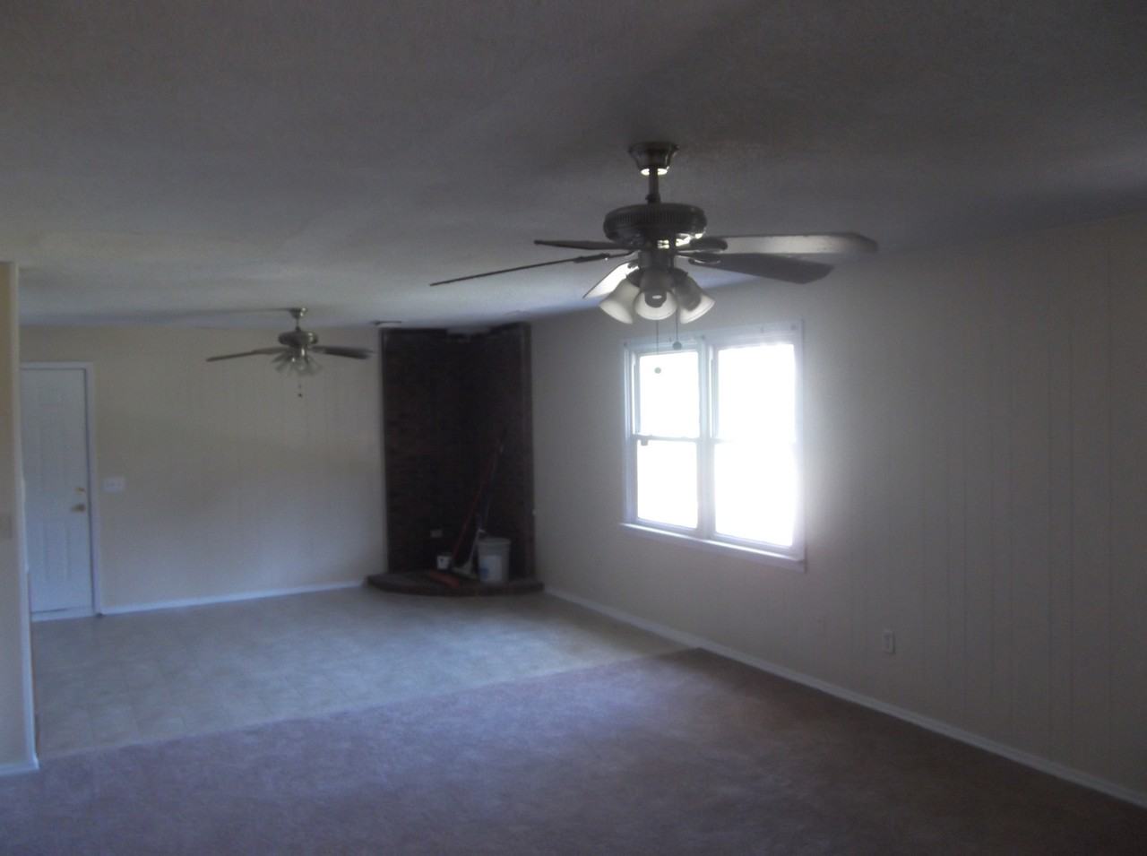 407 Ponderosa Rd - Photo 3 of 11