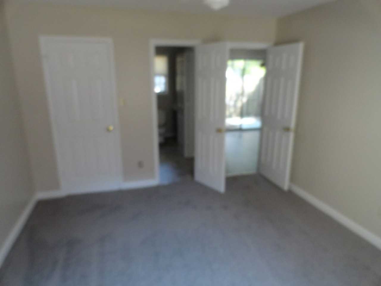 593 Countrytown Dr - Photo 6 of 18