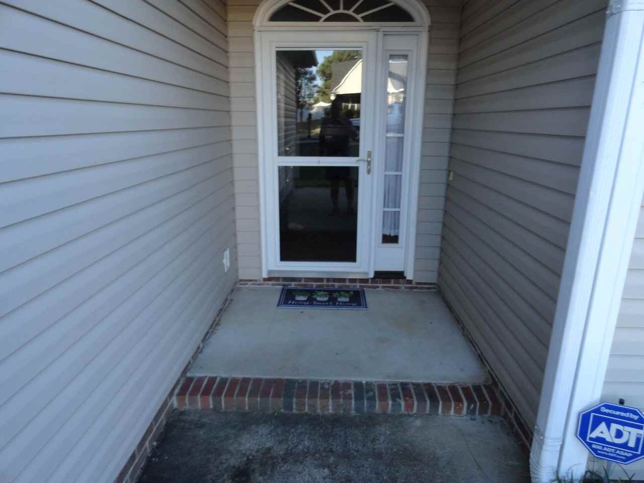 212 Van Buren Dr - Photo 2 of 21