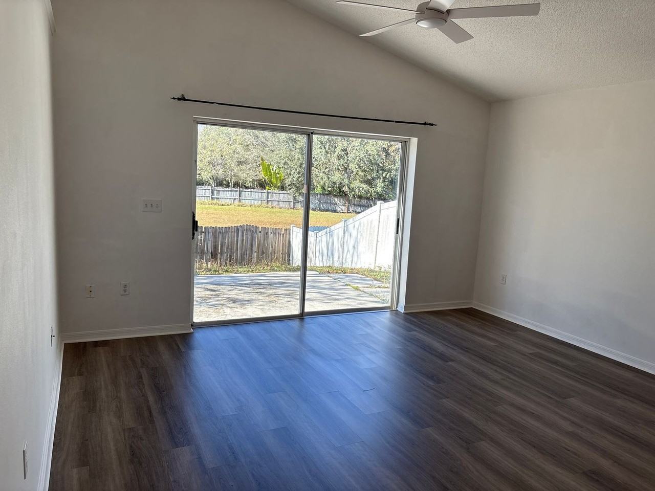 12512 Lynchburg Ct - Photo 7 of 10