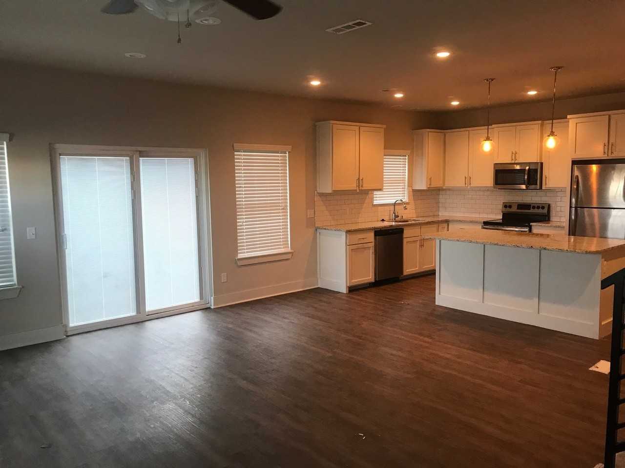 577 W Cato Springs Rd - Photo 5 of 39