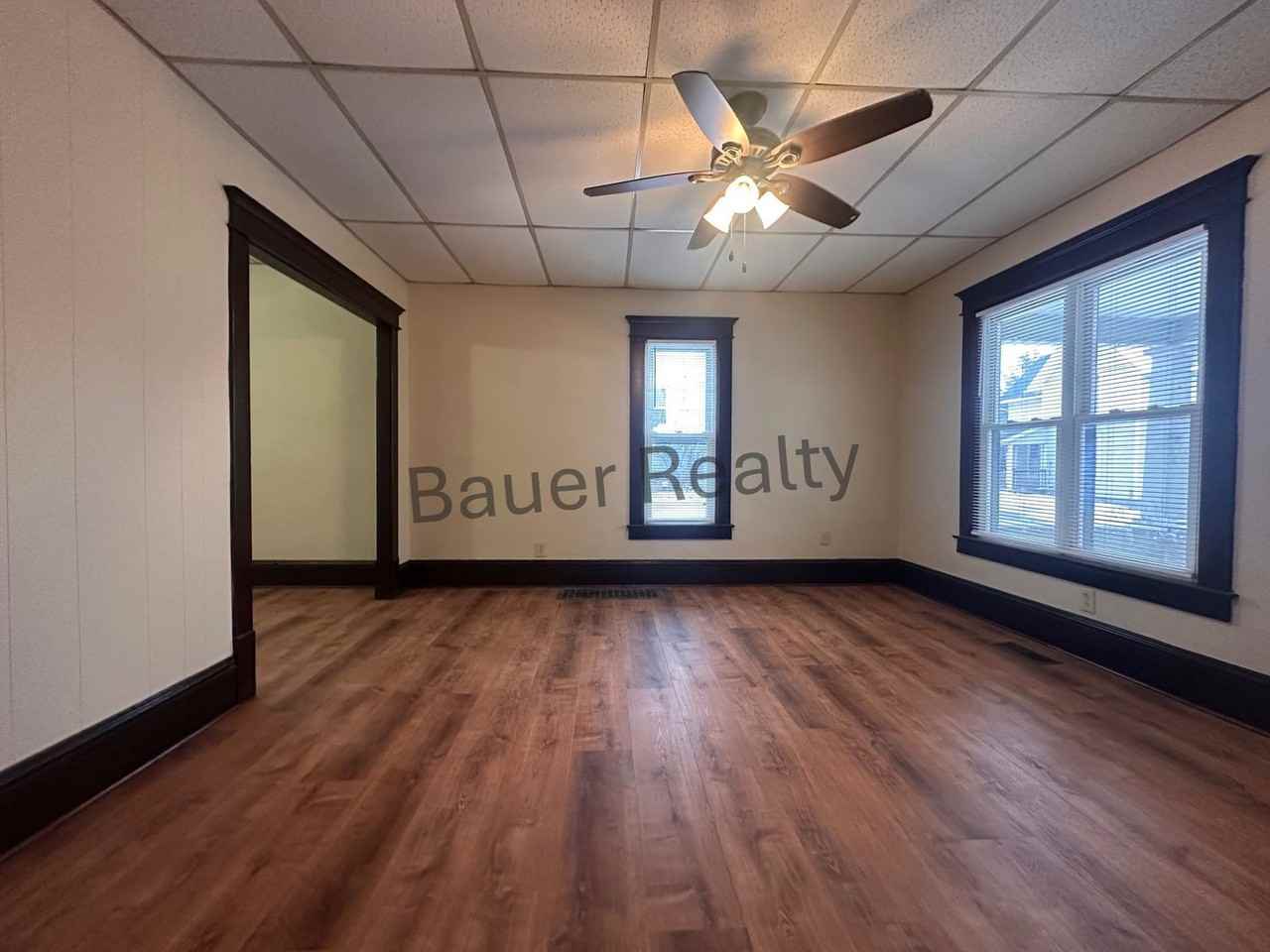 301 Prospect St - Photo 5 of 16