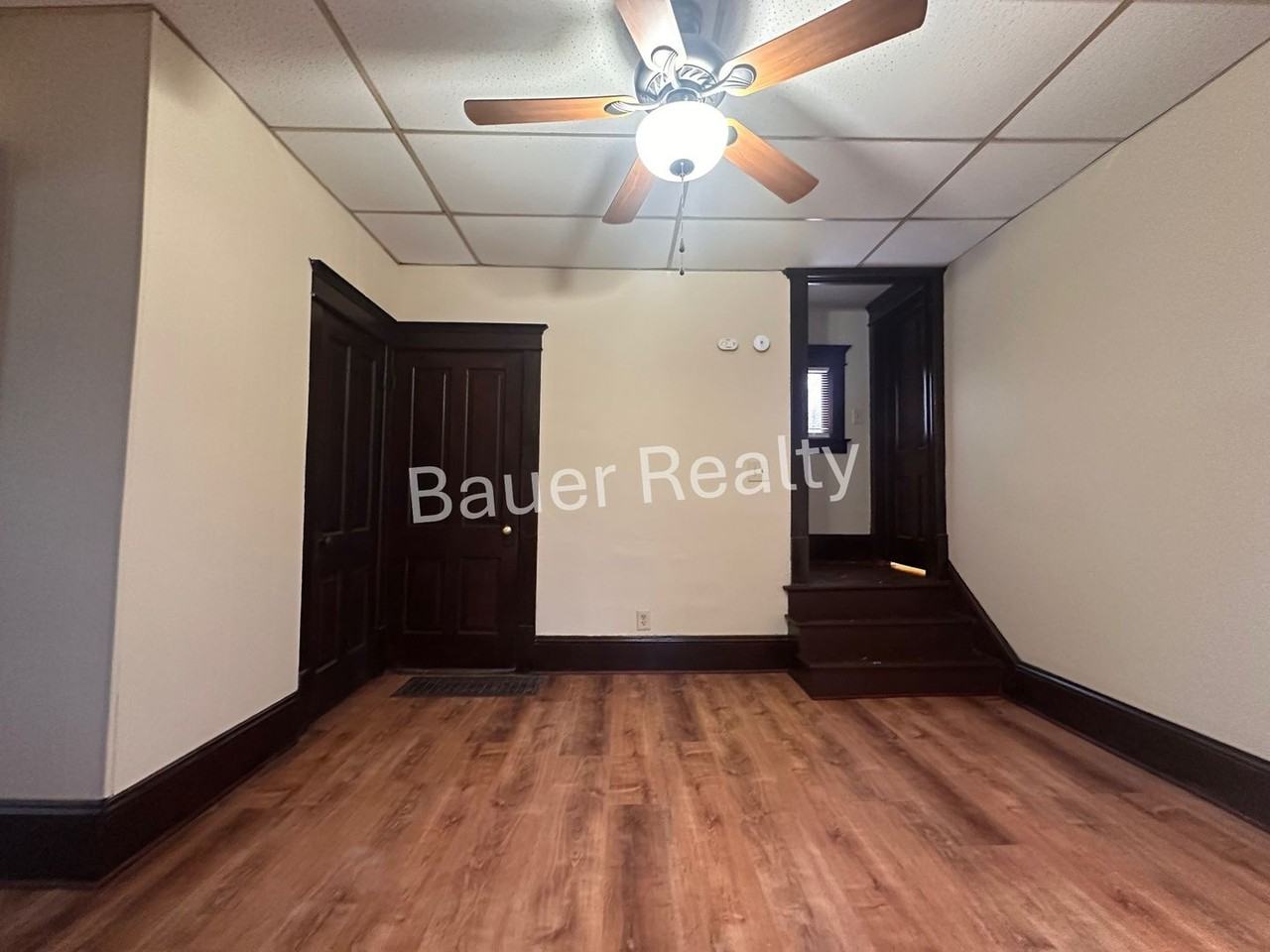 301 Prospect St - Photo 7 of 16