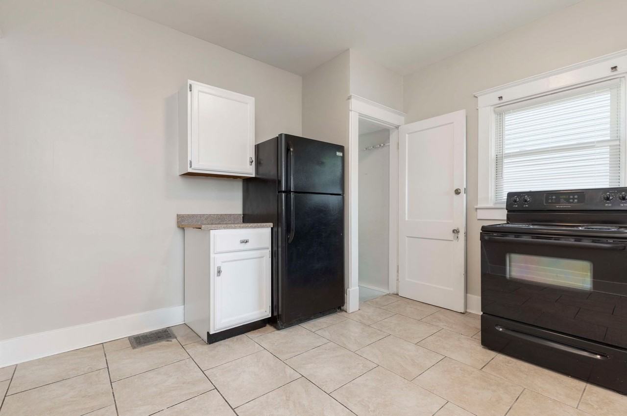 616 Colorado Ave - Photo 5 of 41