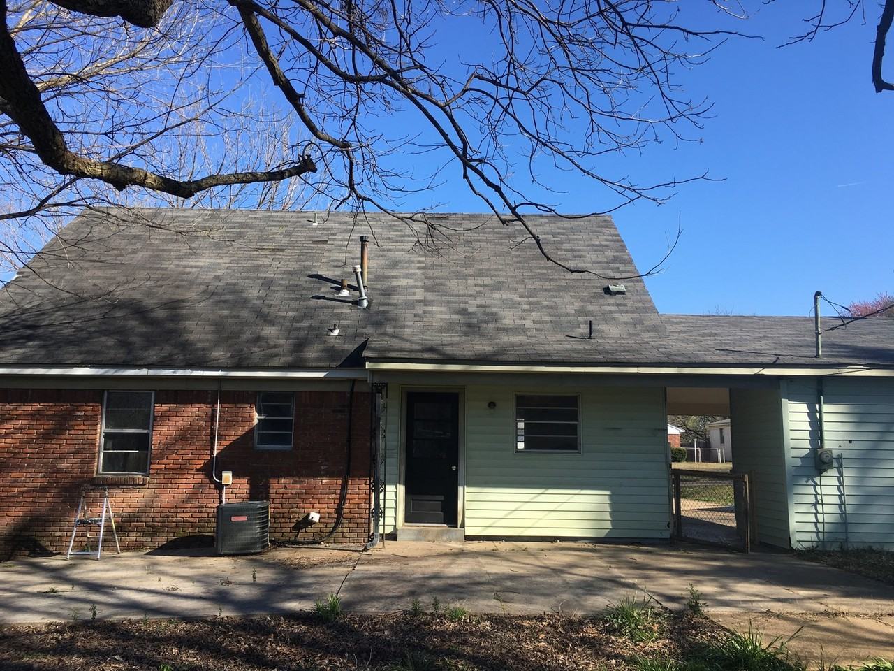 1445 Whitworth Cv - Photo 4 of 21