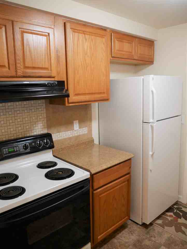 16809 Ne 105th St - Photo 4 of 15