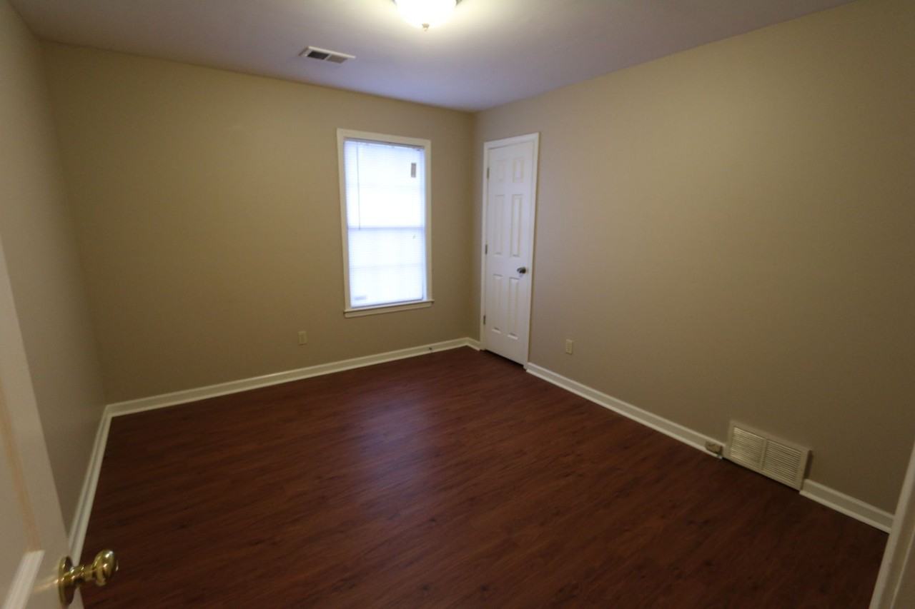 5300 Ross Rd - Photo 6 of 14