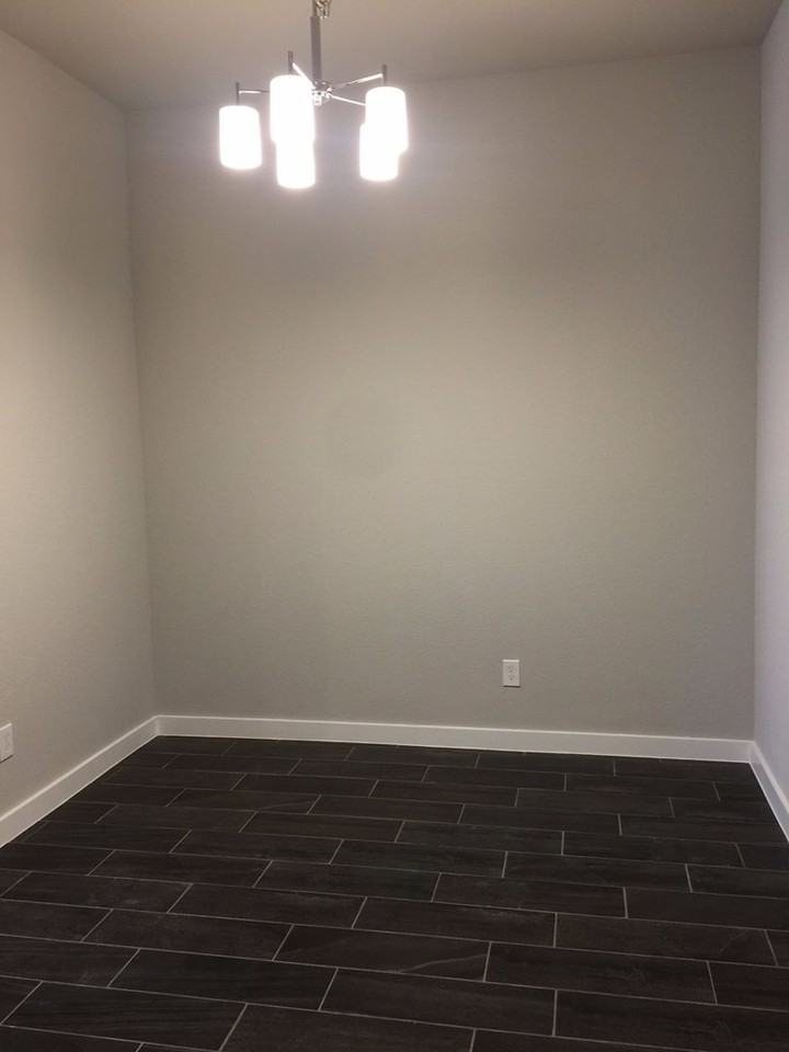 920 Chaparral Trl - Photo 5 of 10