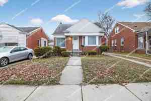 featured image of 11704 Royal Grand