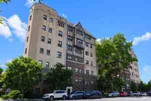 featured image of 1880 Palmer Ave