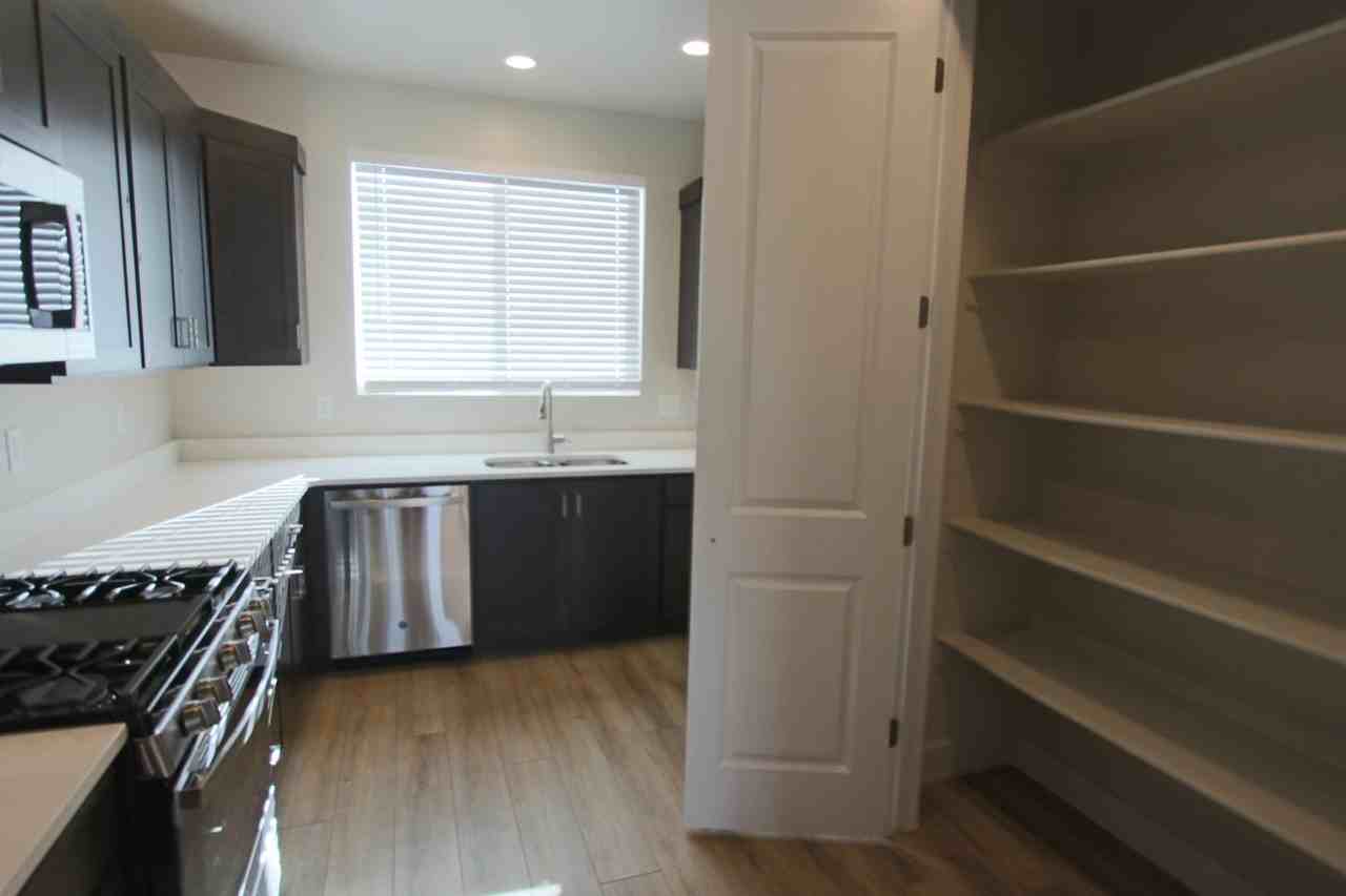 2178 W 380 S - Photo 5 of 39