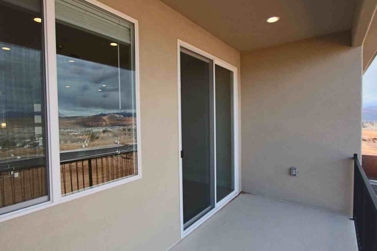 2178 W 380 S - Photo 7 of 39