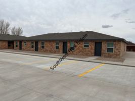 featured image of 1505 W Llano Estacado Blvd