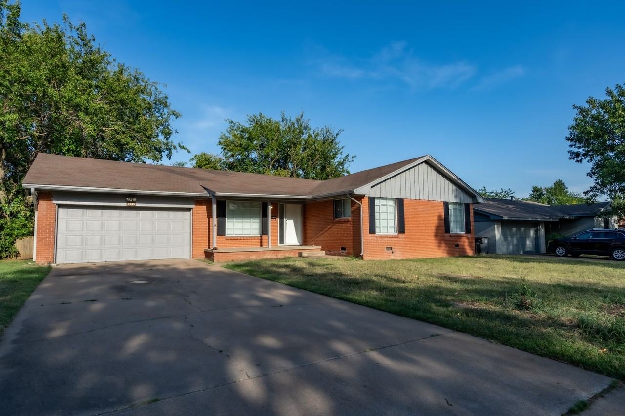 2645 S 74th East Ave - Photo 2 of 18