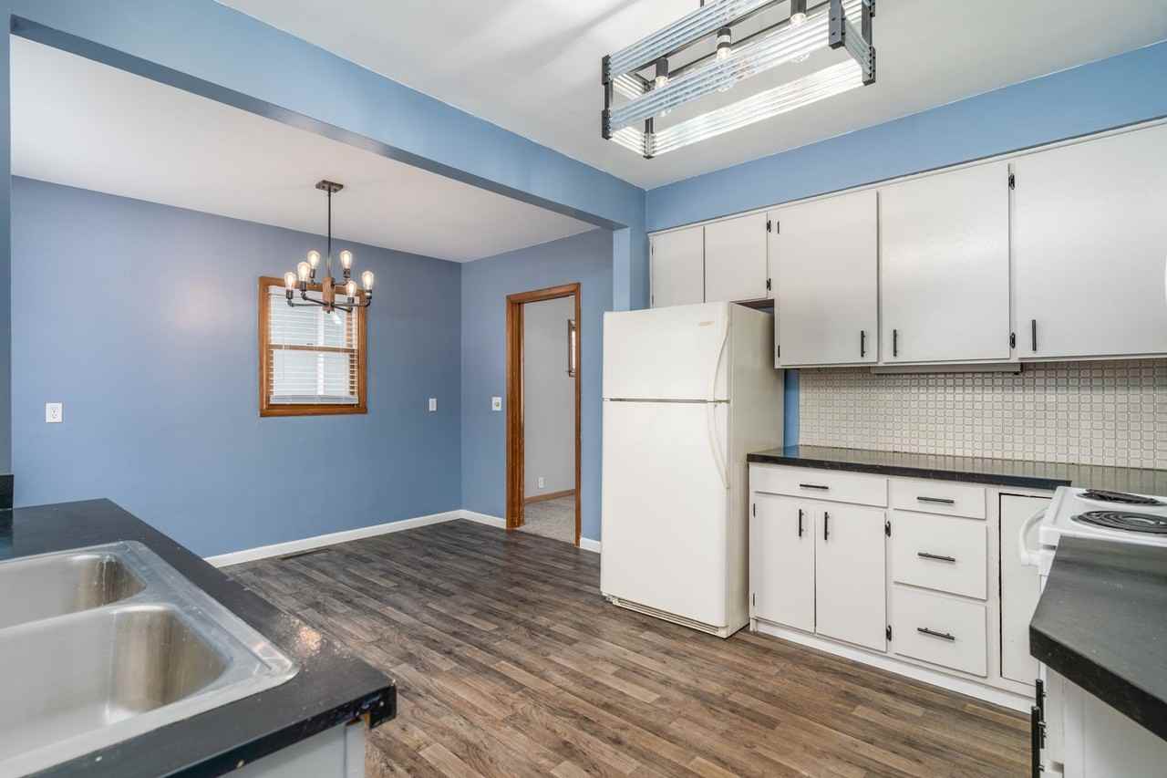 1708 2nd Ave N - Photo 7 of 33