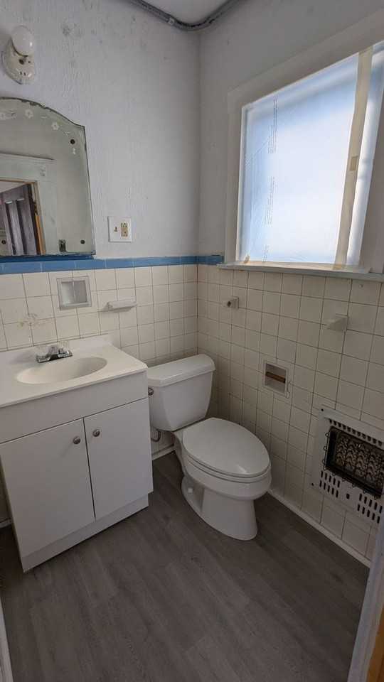 1411 Yale Ave Nw #2 - Photo 7 of 21