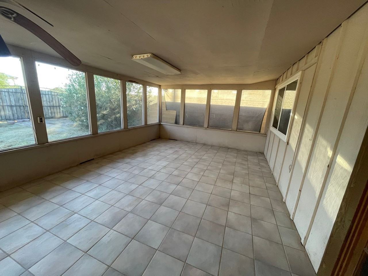 39721 E Kansas Ave - Photo 7 of 8