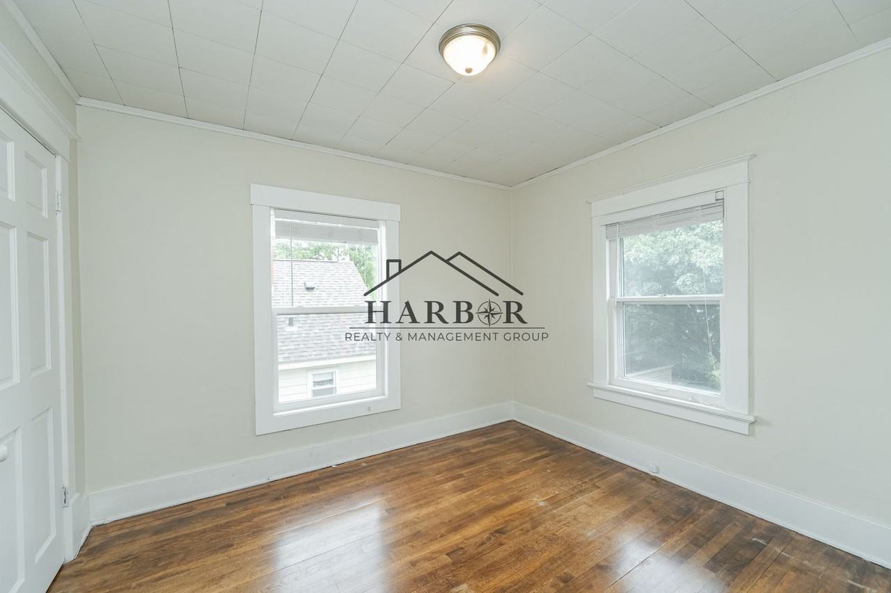 20 11th Ave Se - Photo 5 of 24