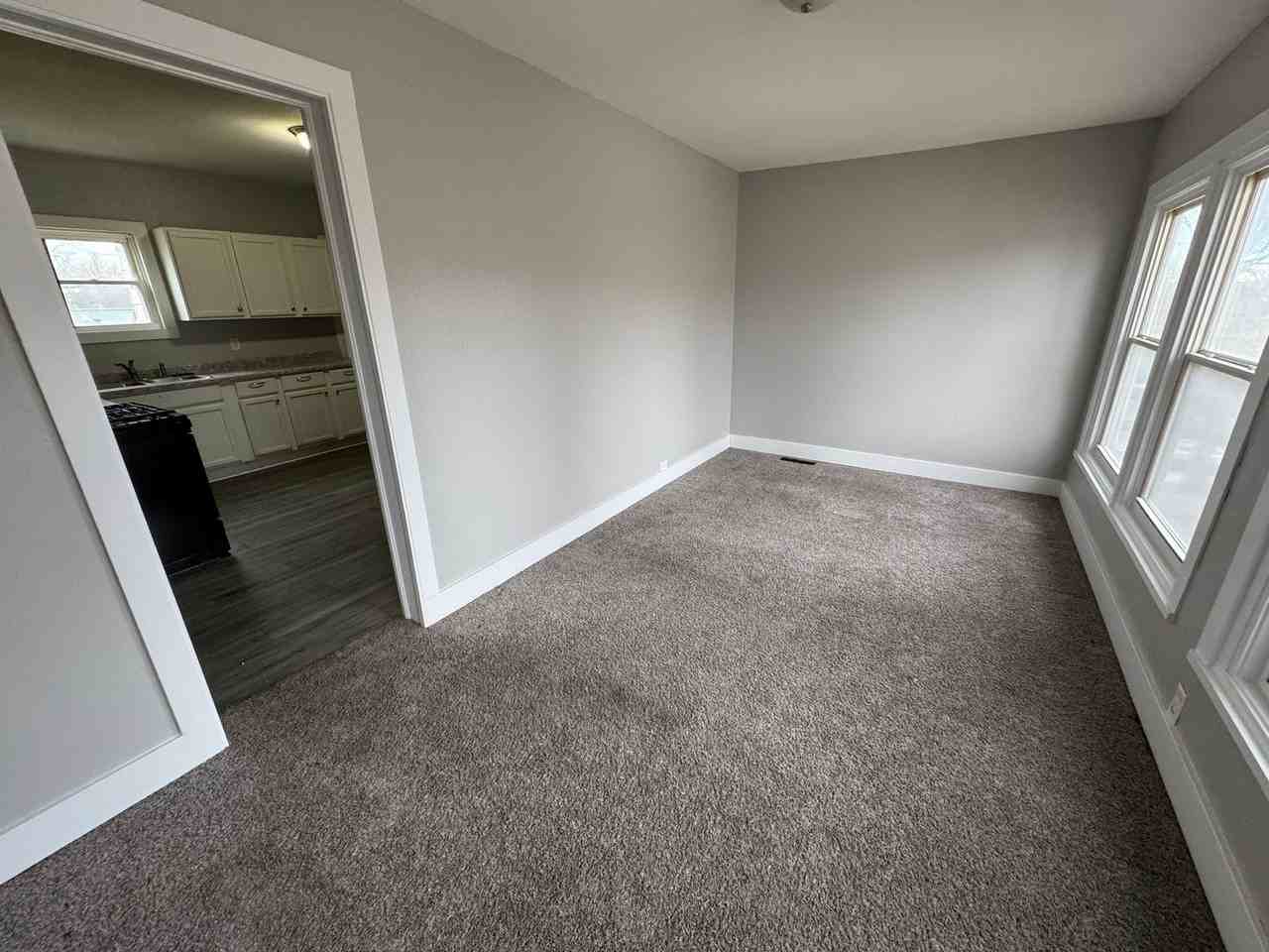 1155 12th Ave - Photo 5 of 15