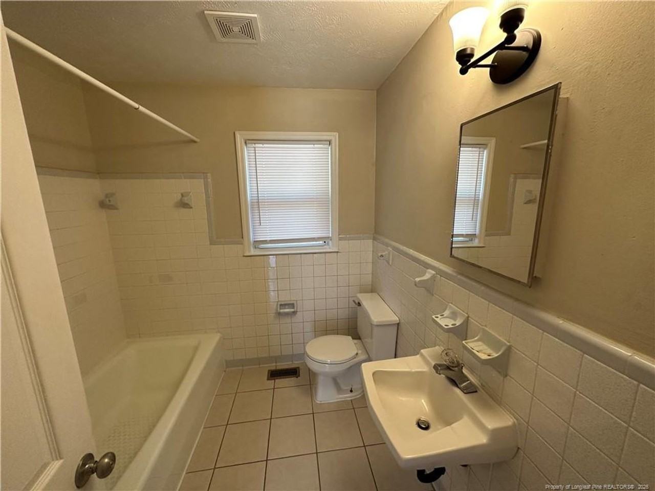 4944 Fieldcrest Dr - Photo 5 of 7