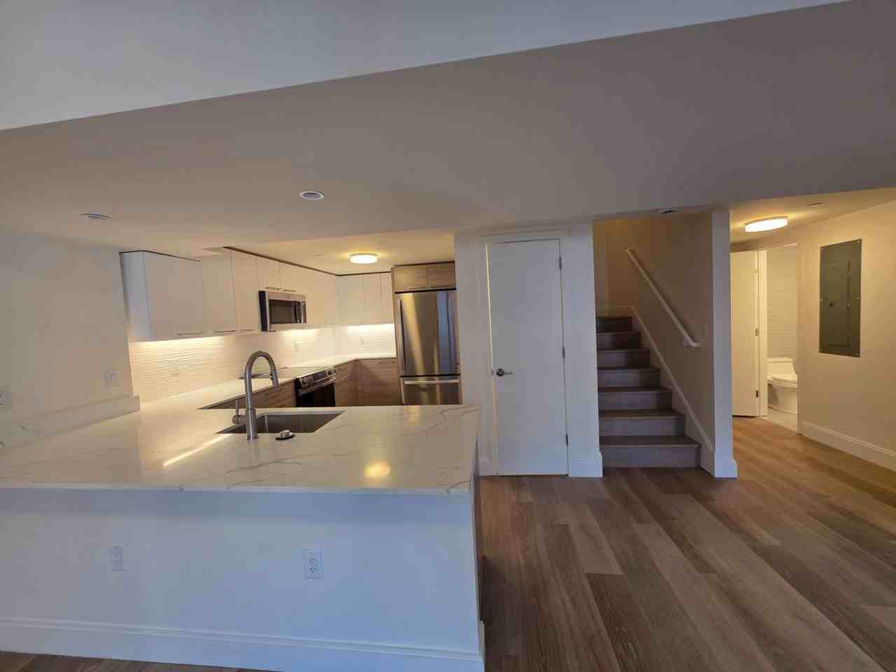 1077 Commonwealth Ave - Photo 2 of 18