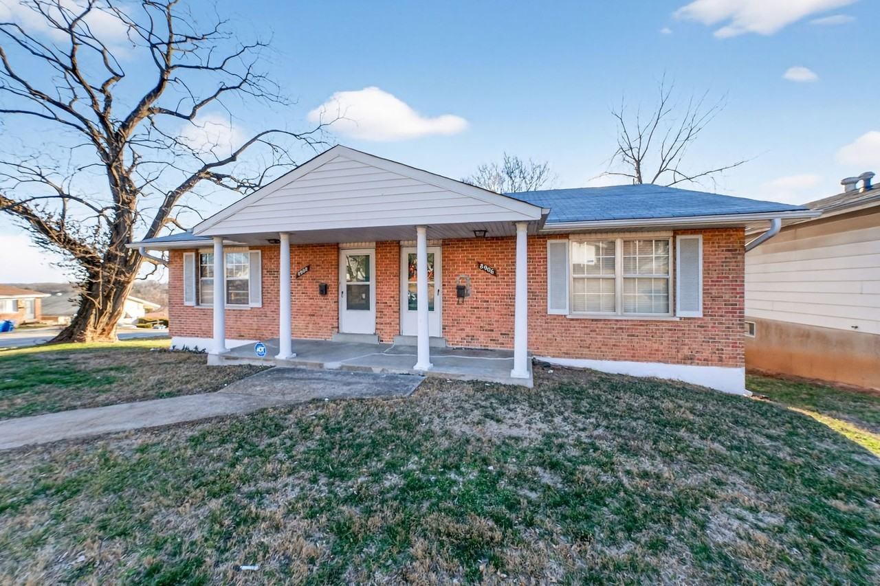 8908 Scottdale Ave - Photo 3 of 21