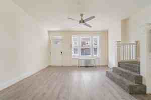 featured image of 4843 N Lawrence St