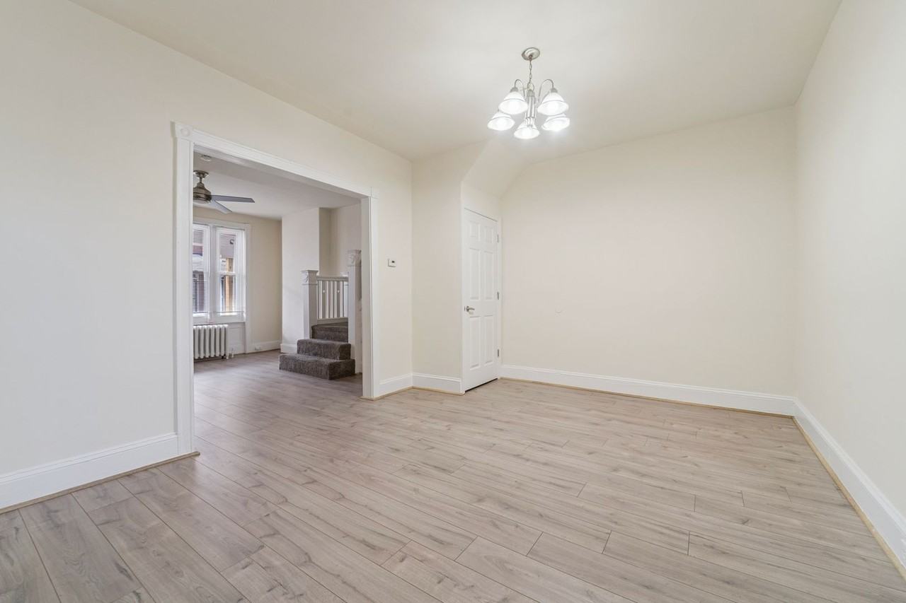 4843 N Lawrence St - Photo 2 of 14