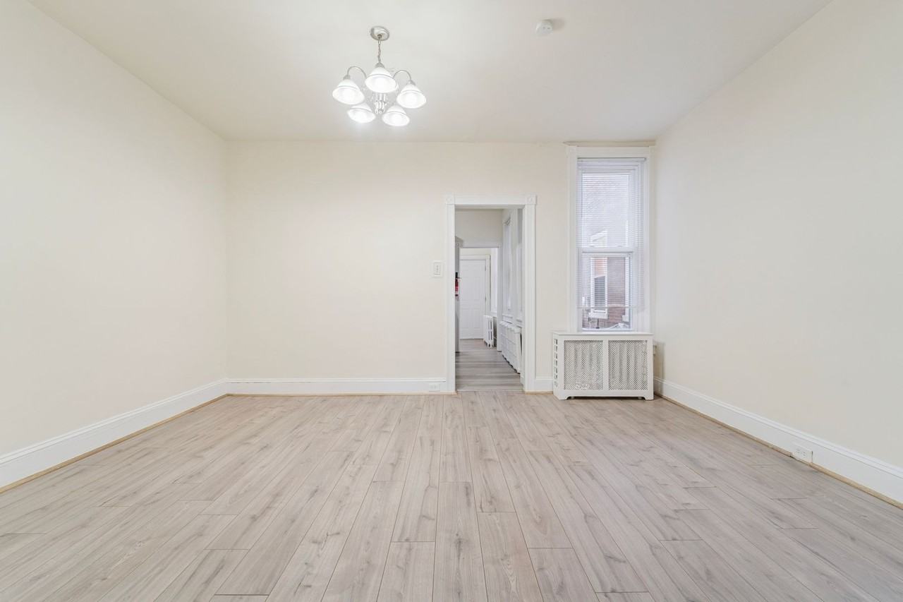 4843 N Lawrence St - Photo 3 of 14