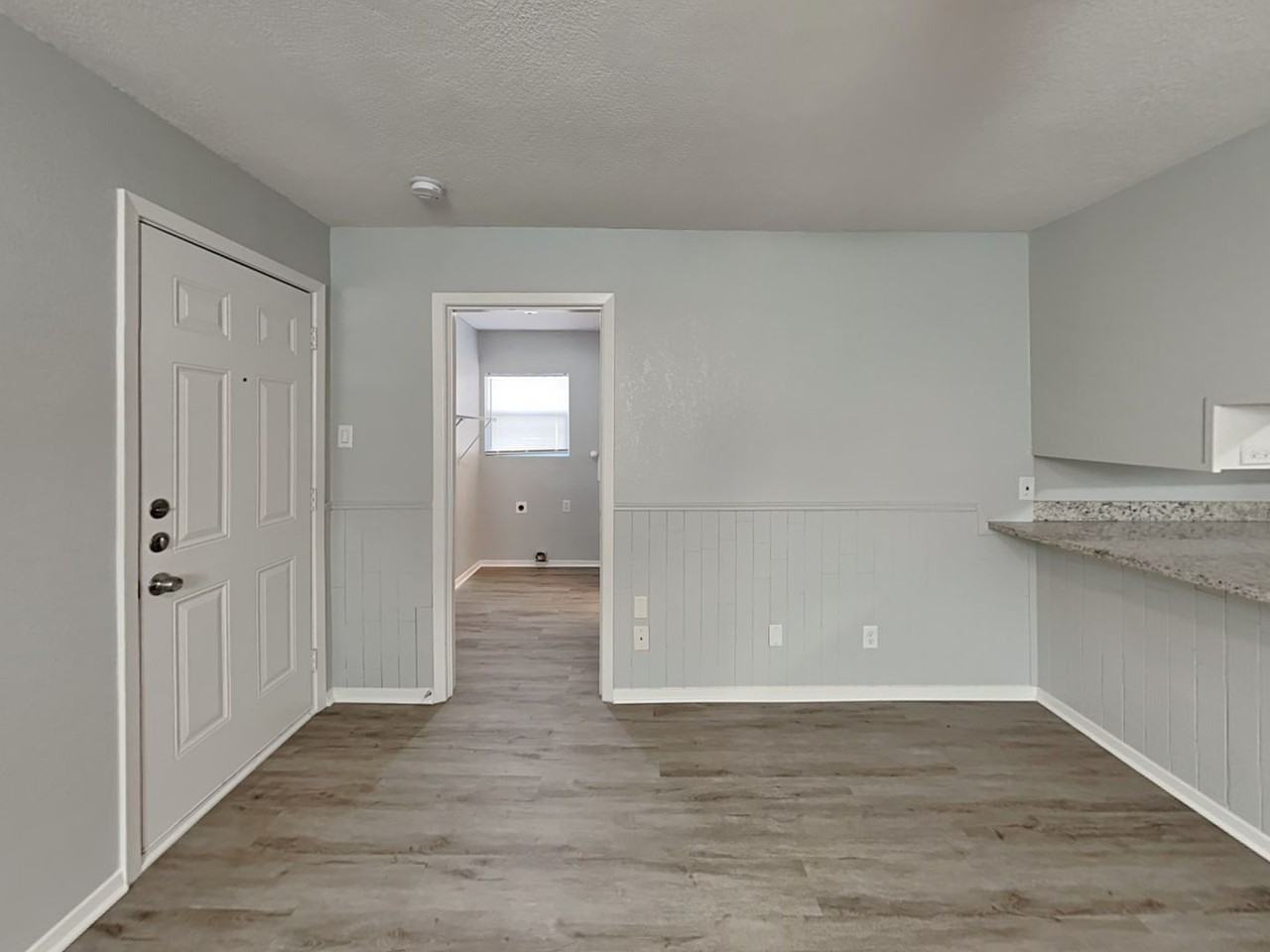 5848 Coleman St - Photo 7 of 17