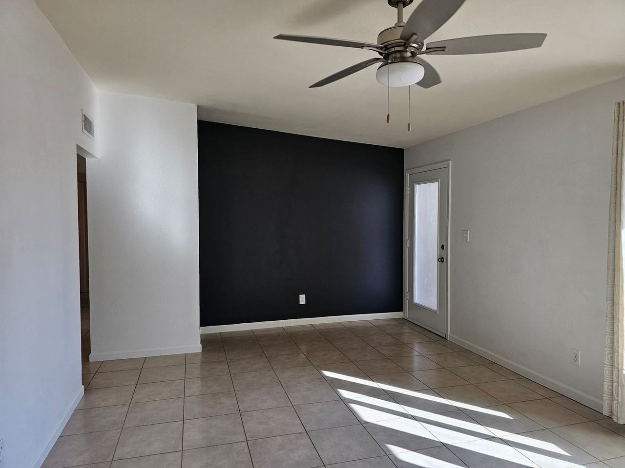 2428 E La Jolla Dr - Photo 2 of 33