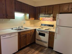 421 N. Chestnut St. - Photo 1 of 1