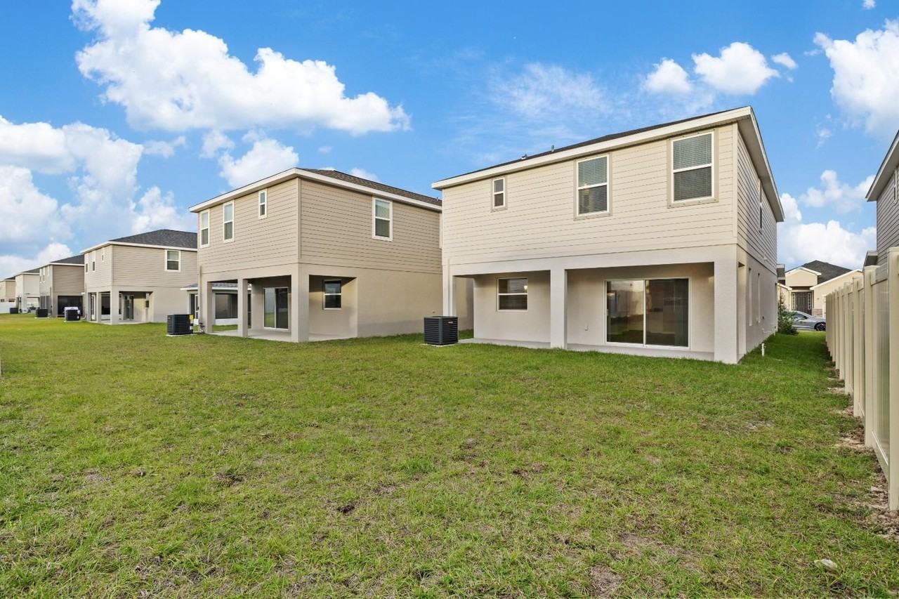 12353 Terrace Bluff St - Photo 6 of 36