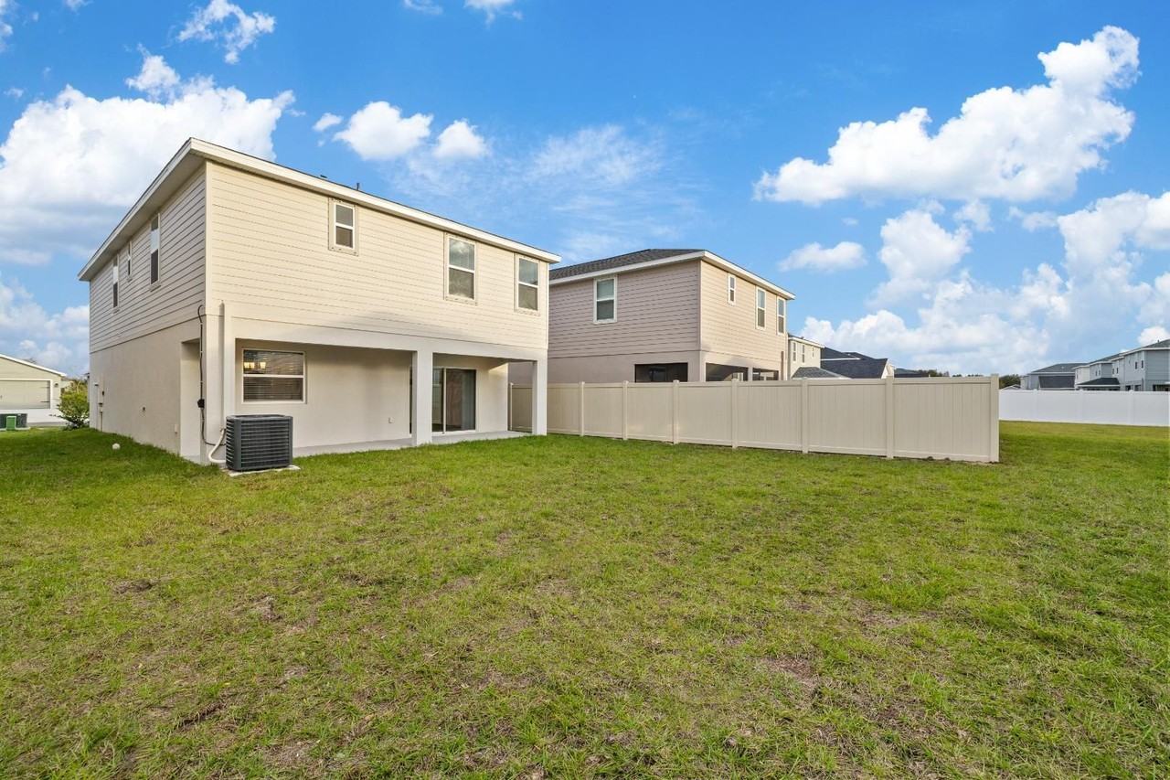 12353 Terrace Bluff St - Photo 7 of 36