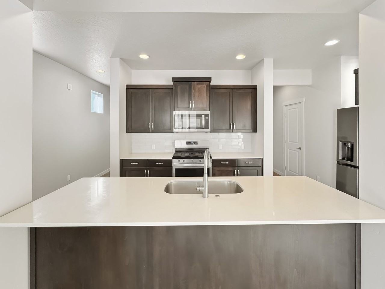 2337 E Danzee Dr - Photo 6 of 26