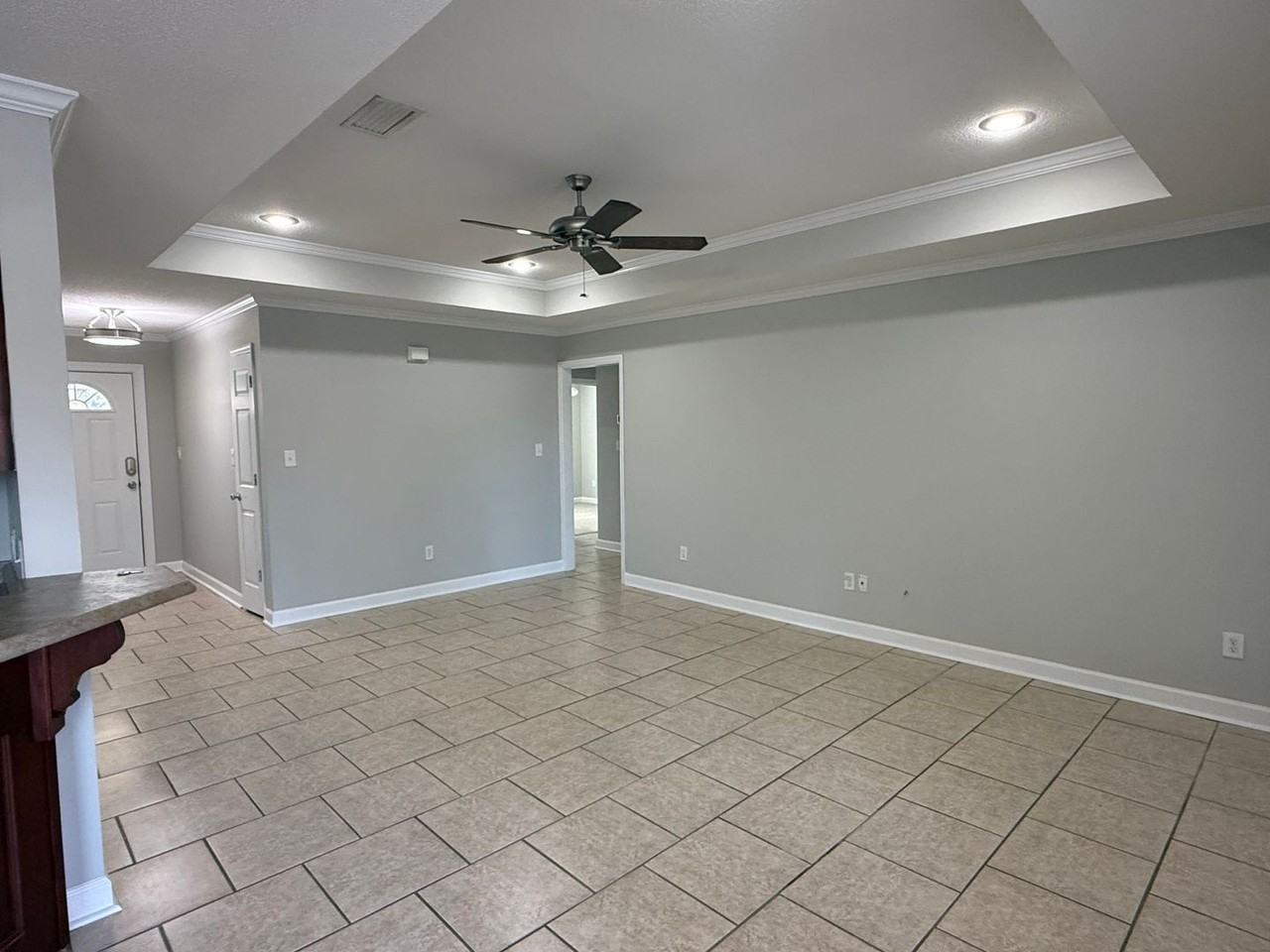 5 Eleanor Pl - Photo 4 of 18