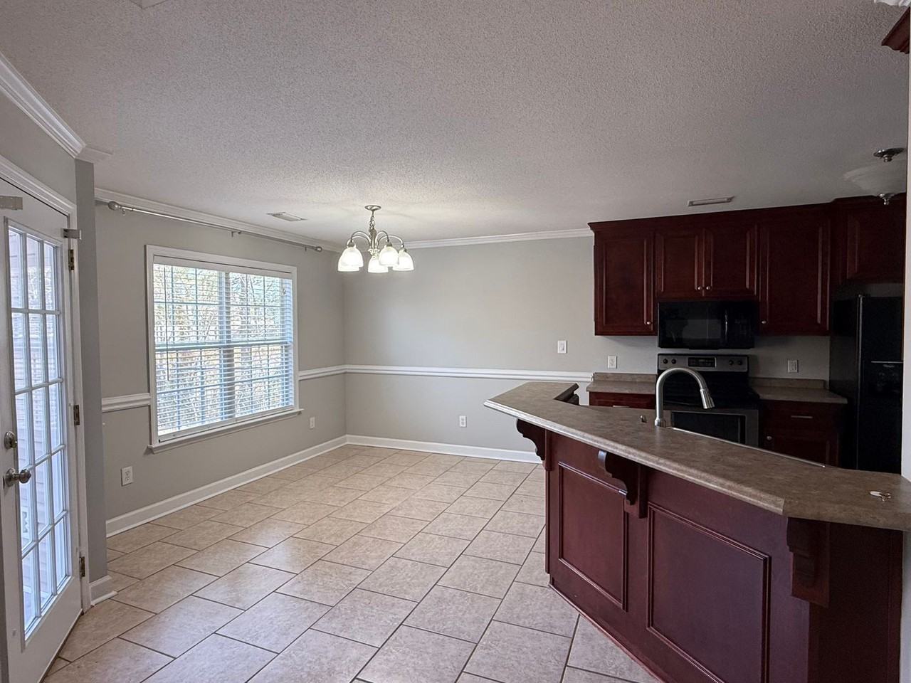 5 Eleanor Pl - Photo 5 of 18