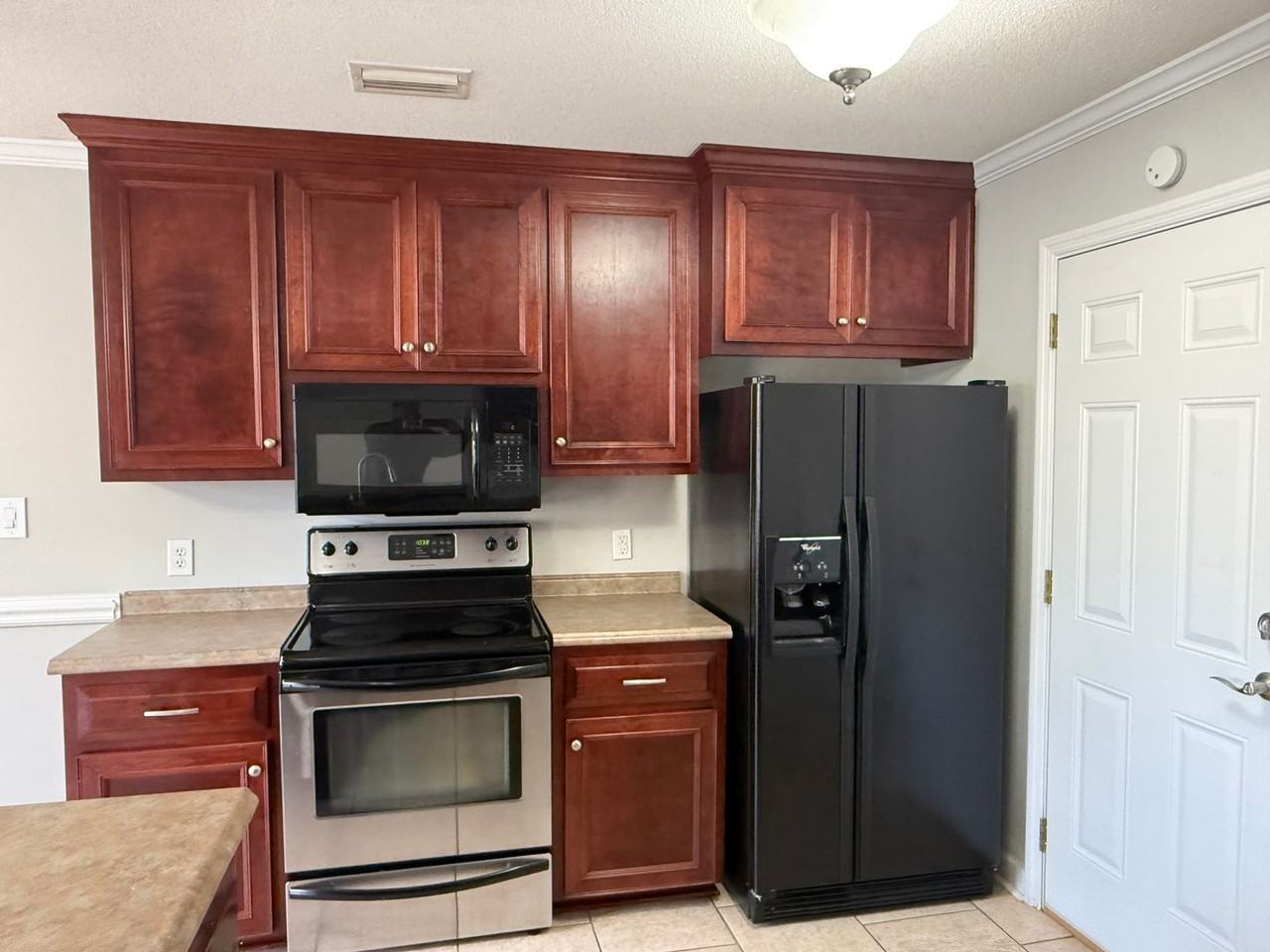 5 Eleanor Pl - Photo 7 of 18