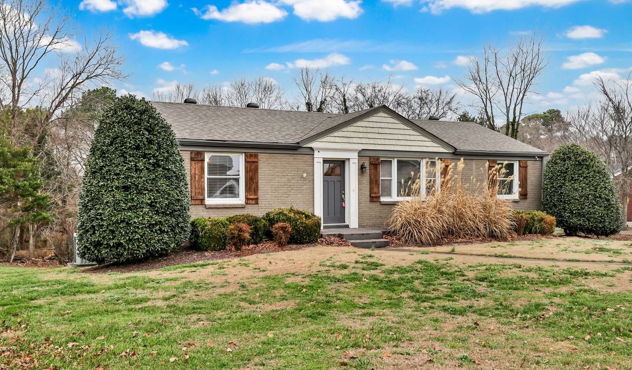 1759 Memorial Dr - Photo 2 of 35