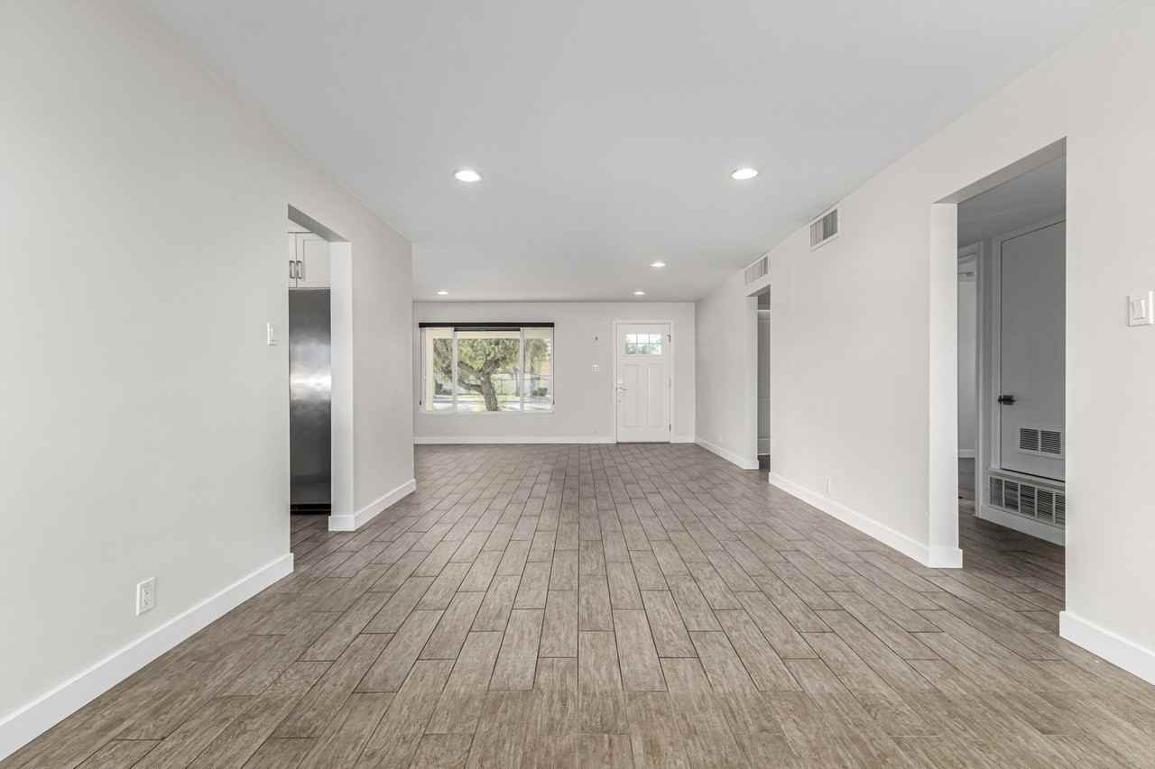 3930 E Oak St - Photo 7 of 25