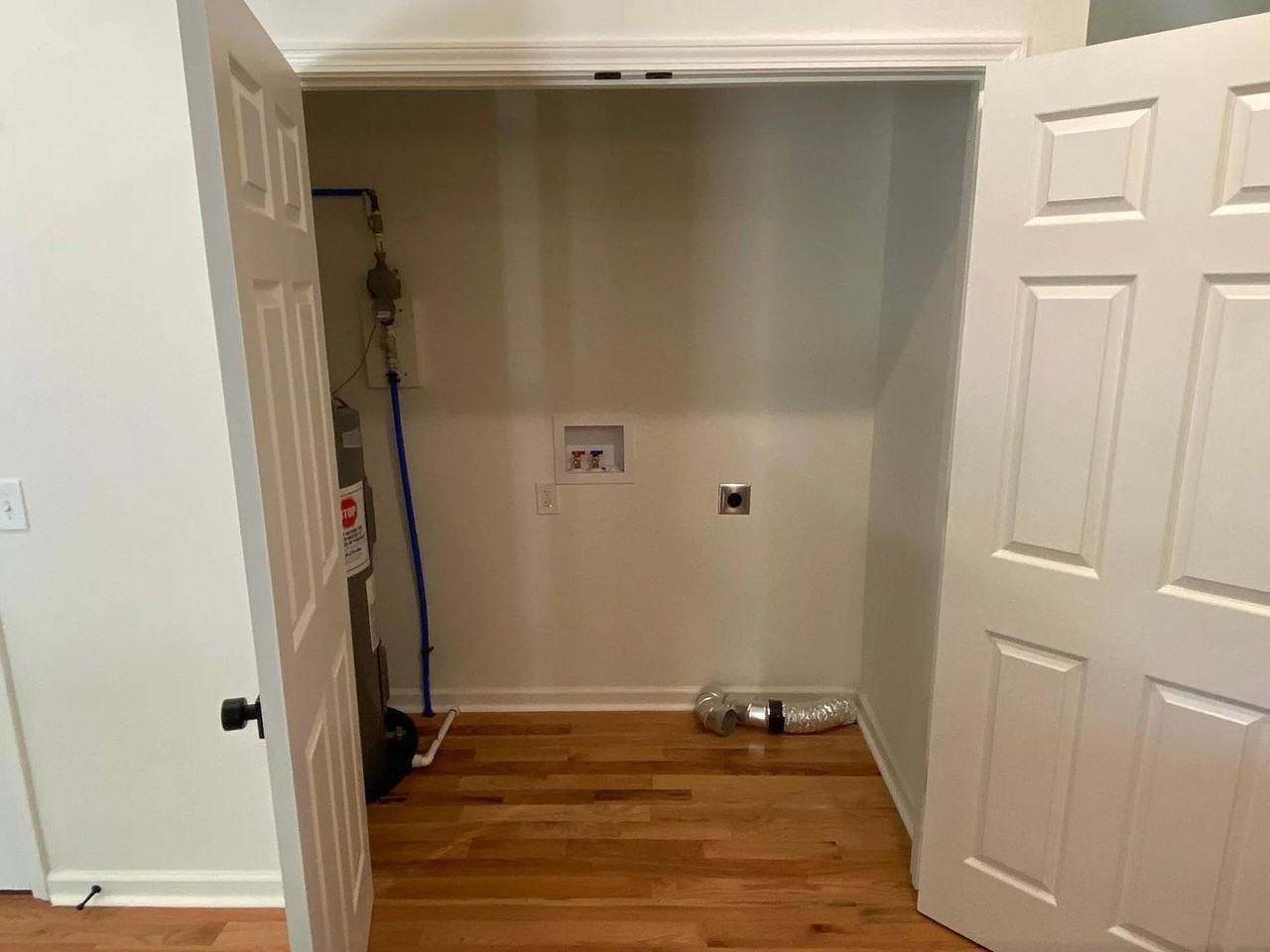 610 W Friedman St - Photo 7 of 30