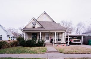 featured image of 326 S Exposition St