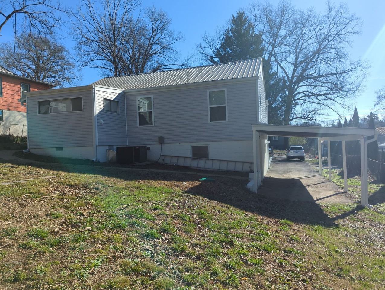 456 Warren St - Photo 3 of 22