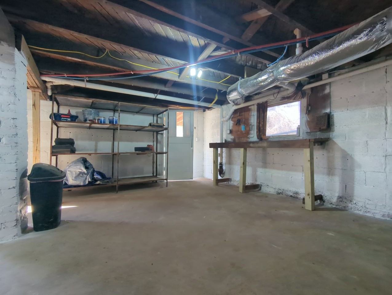 456 Warren St - Photo 7 of 22