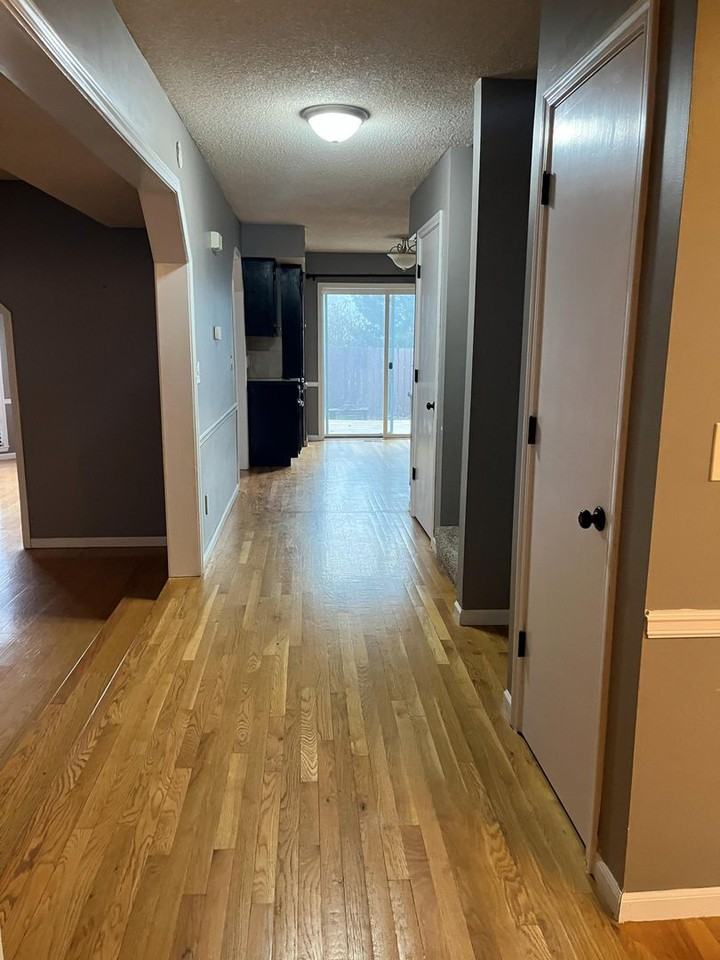 1428 Stone Meadows Dr - Photo 7 of 44